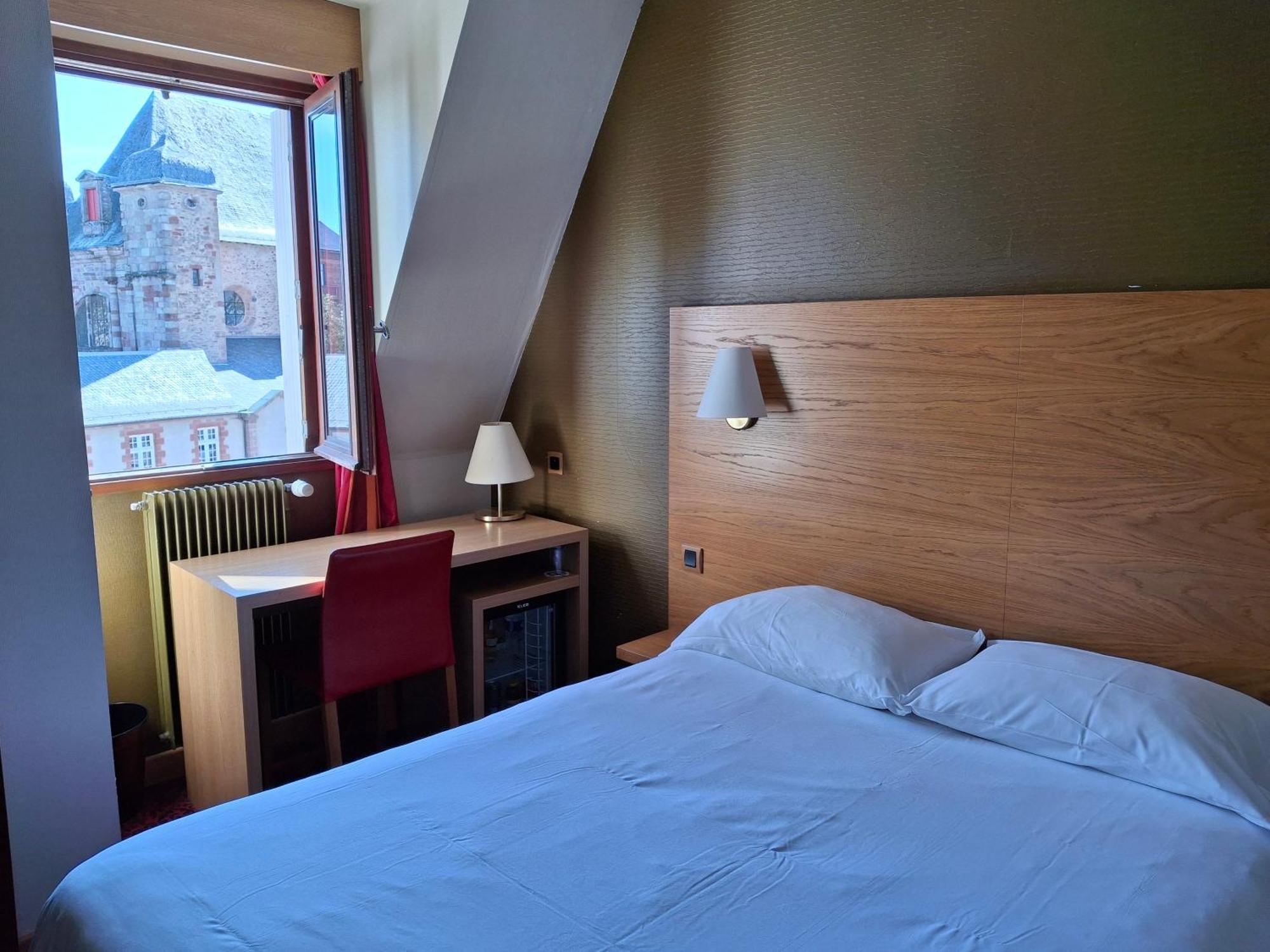 Hotel Tour Maje Rodez Zewnętrze zdjęcie
