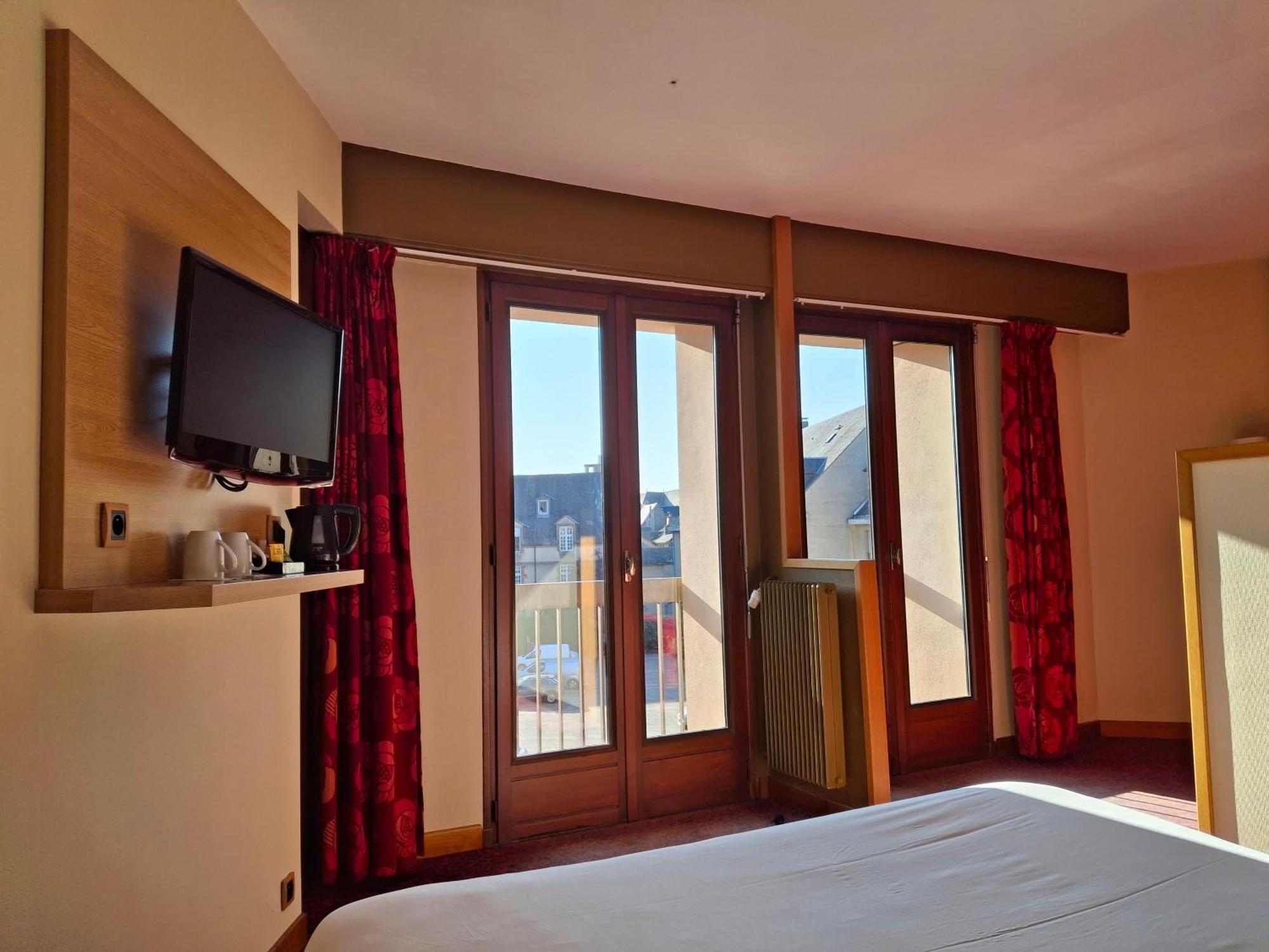 Hotel Tour Maje Rodez Zewnętrze zdjęcie