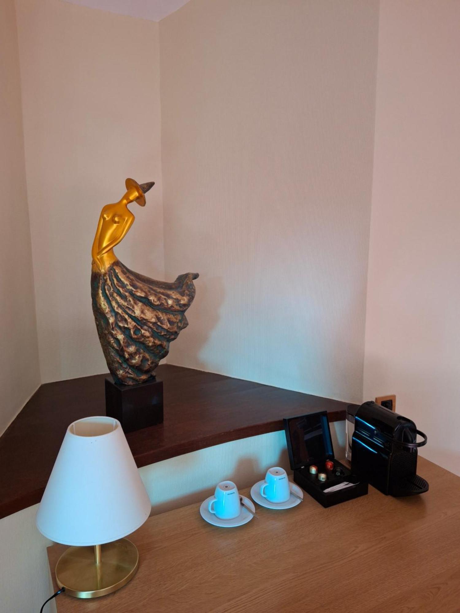 Hotel Tour Maje Rodez Zewnętrze zdjęcie