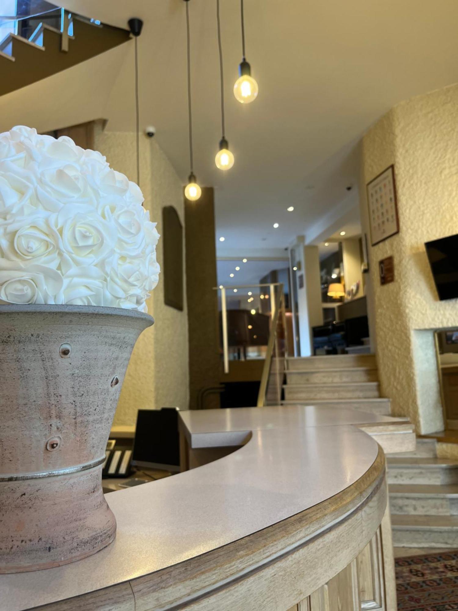 Hotel Tour Maje Rodez Zewnętrze zdjęcie
