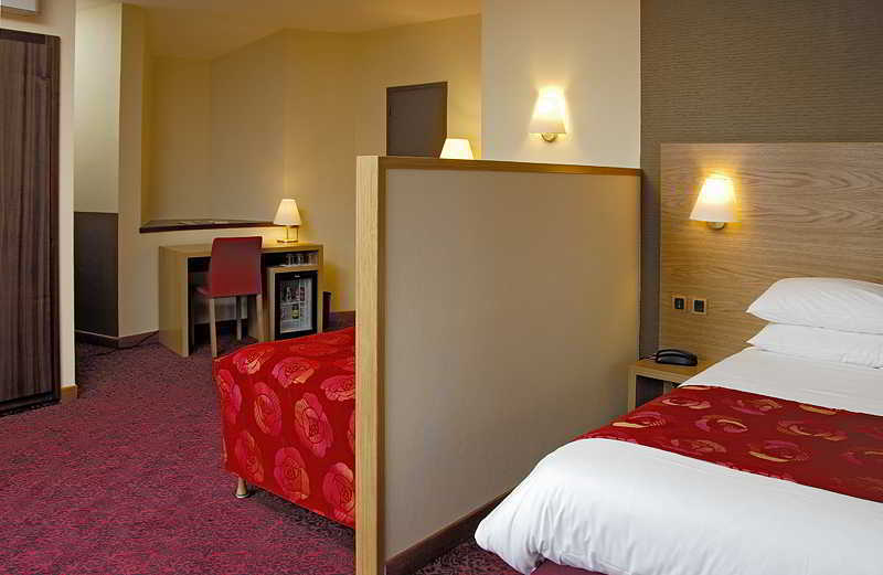 Hotel Tour Maje Rodez Zewnętrze zdjęcie